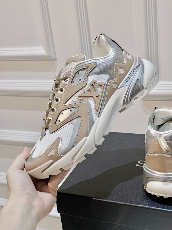 ルイヴィトン靴着用イメージ